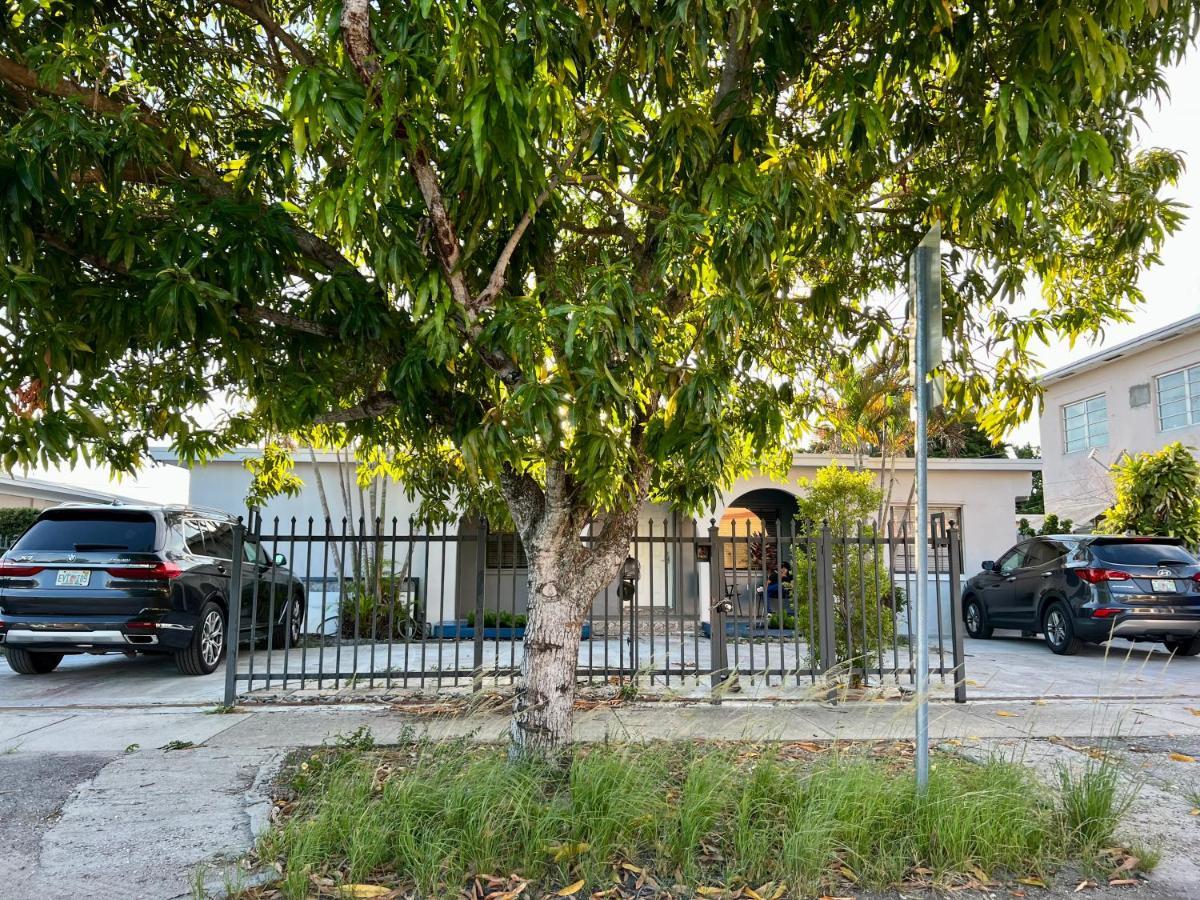 Coral Gable 3Br House Parking & Villa Маями Екстериор снимка